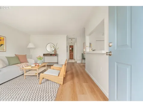 5428 SE 100th Avenue Portland OR 97266