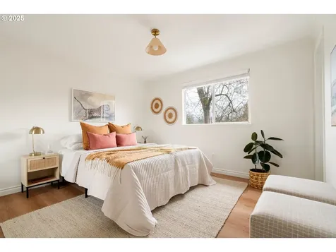 5428 SE 100th Avenue Portland OR 97266