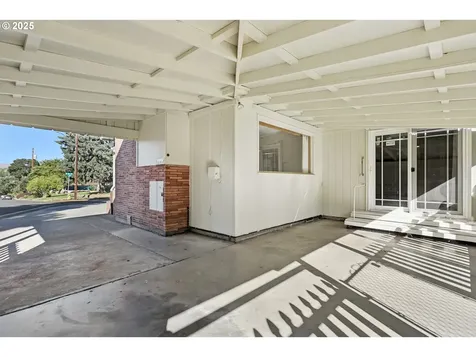 1622 W 12th Street The Dalles OR 97058