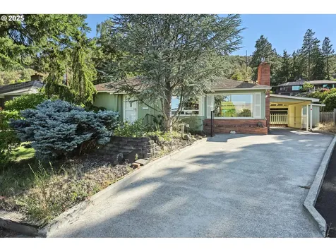 1622 W 12th Street The Dalles OR 97058