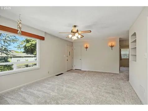 1622 W 12th Street The Dalles OR 97058