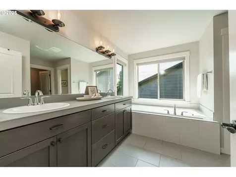 15319 NE 107th Street Vancouver WA 98682