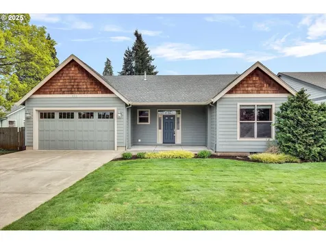920 N Ivy Street Canby OR 97013