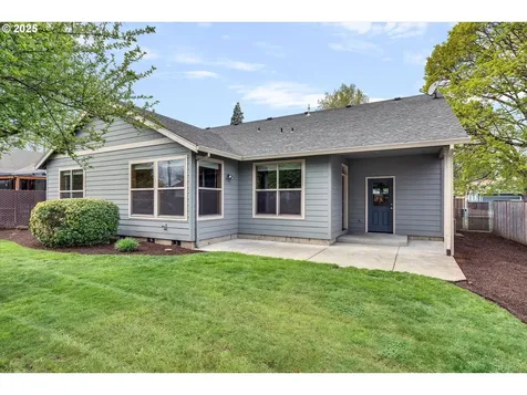 920 N Ivy Street Canby OR 97013