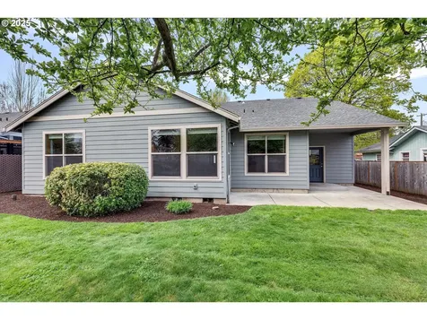 920 N Ivy Street Canby OR 97013
