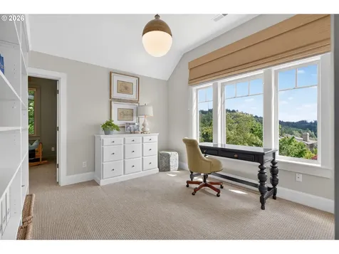 8435 NW Hazeltine Street Portland OR 97229