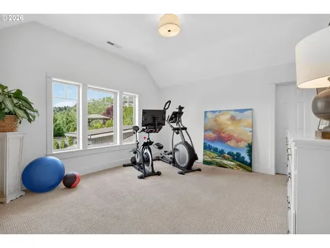 8435 NW Hazeltine Street Portland OR 97229