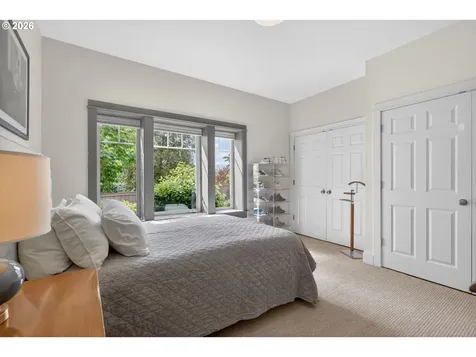 8435 NW Hazeltine Street Portland OR 97229