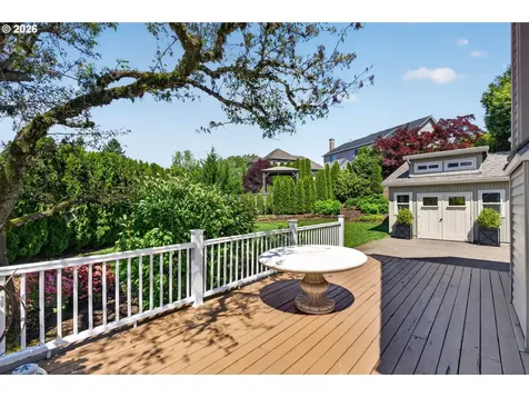 8435 NW Hazeltine Street Portland OR 97229