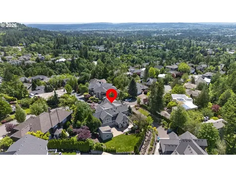 8435 NW Hazeltine Street Portland OR 97229