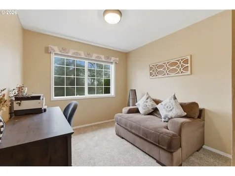 1315 High Street Gladstone OR 97027