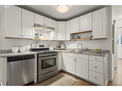 6116 NE 14th Avenue Portland OR 97211