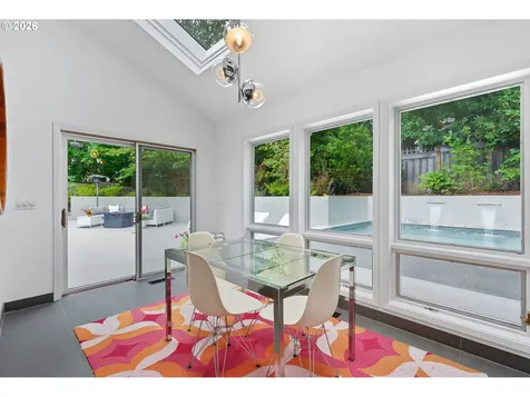 4393 Sundew Court Lake Oswego OR 97035