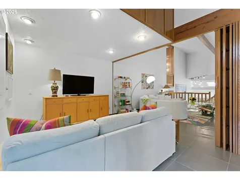 4393 Sundew Court Lake Oswego OR 97035