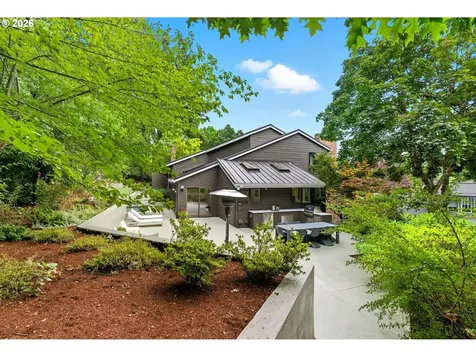 4393 Sundew Court Lake Oswego OR 97035