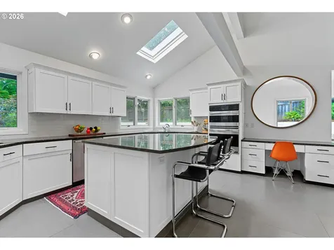 4393 Sundew Court Lake Oswego OR 97035
