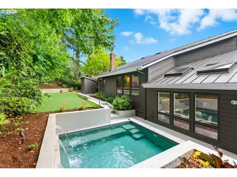 4393 Sundew Court Lake Oswego OR 97035