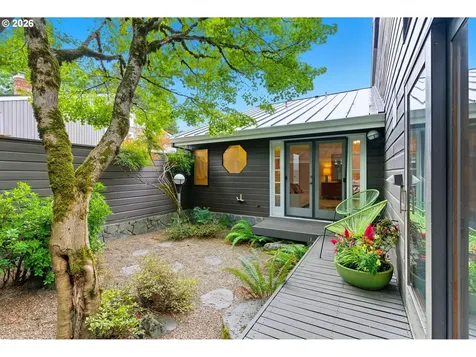 4393 Sundew Court Lake Oswego OR 97035