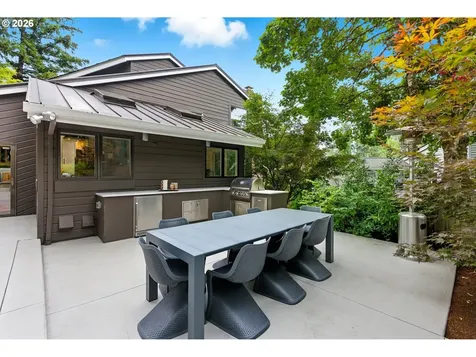 4393 Sundew Court Lake Oswego OR 97035
