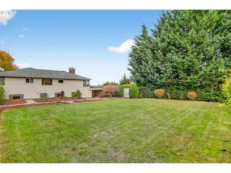 8112 SW 5th Avenue Portland OR 97219