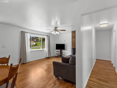 2414 NE 59th Street Vancouver WA 98663