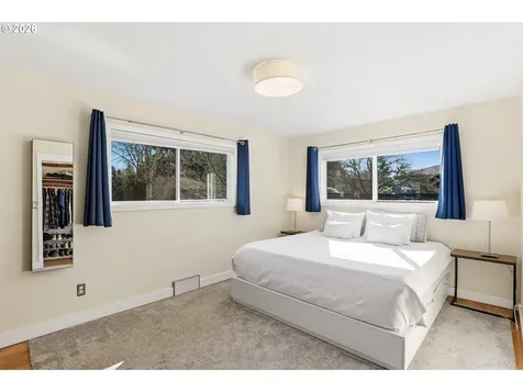 2115 NE 136th Avenue Portland OR 97230