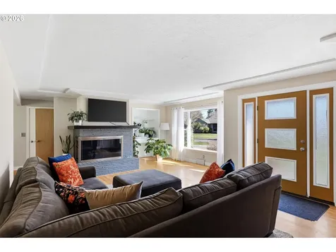 2115 NE 136th Avenue Portland OR 97230