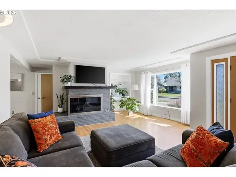 2115 NE 136th Avenue Portland OR 97230