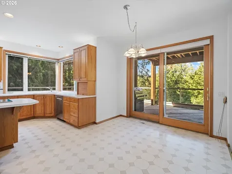 9325 NW Old Skyline Boulevard Portland OR 97231