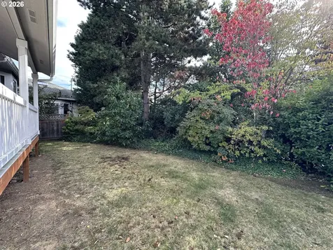 2823 N Killingsworth Street Portland OR 97217