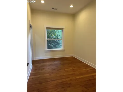 2823 N Killingsworth Street Portland OR 97217