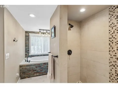298 Roberson Road Woodland WA 98674