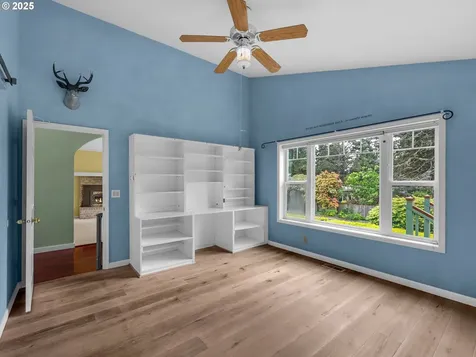 343 Hemlock Street Seaside OR 97138