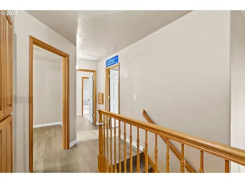 1162 S 69th Street Springfield OR 97478