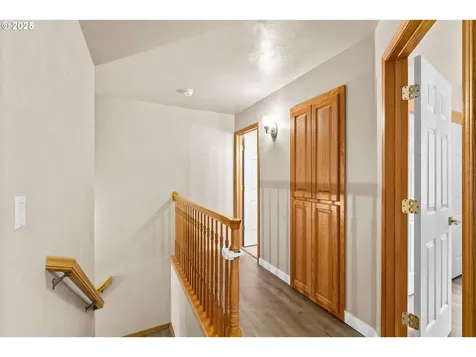1162 S 69th Street Springfield OR 97478