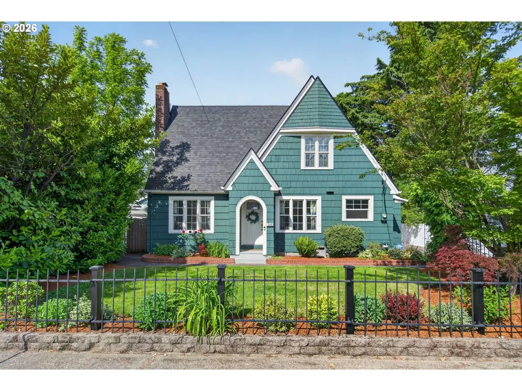 2241 SE 92nd Avenue Portland OR 97216