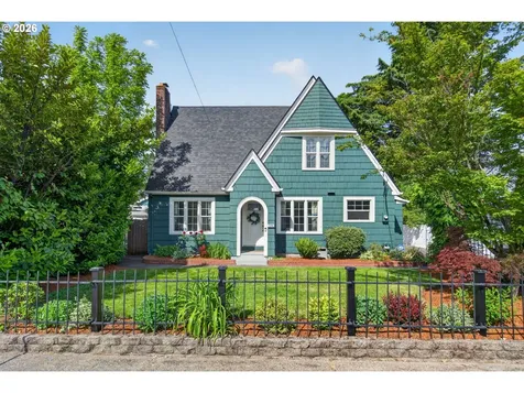 2241 SE 92nd Avenue Portland OR 97216
