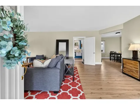 2241 SE 92nd Avenue Portland OR 97216