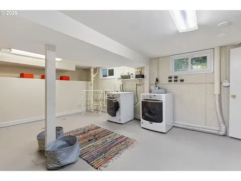 2241 SE 92nd Avenue Portland OR 97216
