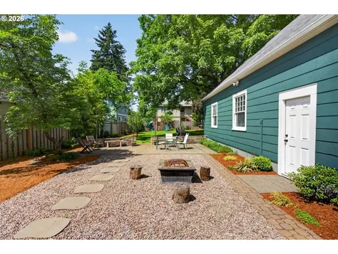 2241 SE 92nd Avenue Portland OR 97216