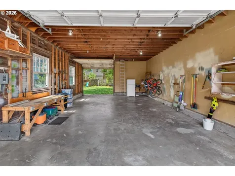 2241 SE 92nd Avenue Portland OR 97216