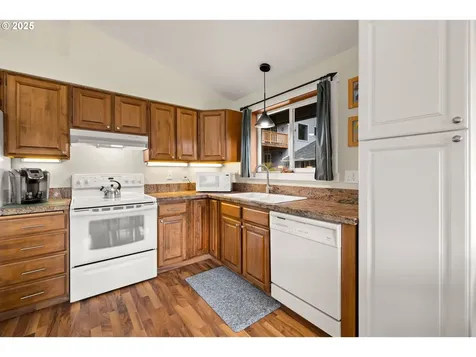 71678 Northshore Drive Clatskanie OR 97016
