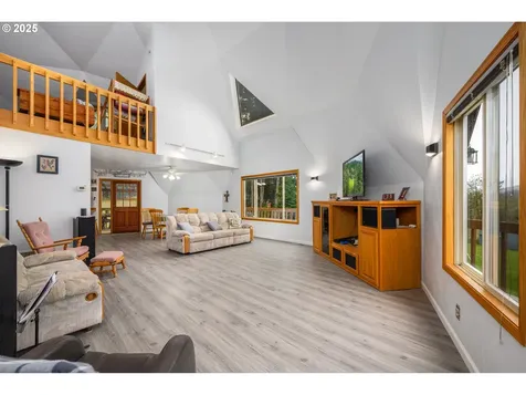 27442 Crow Road Eugene OR 97402