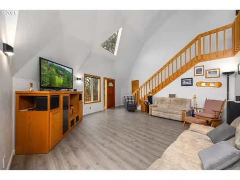 27442 Crow Road Eugene OR 97402