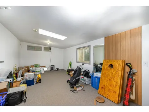 27442 Crow Road Eugene OR 97402