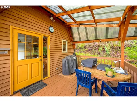 27442 Crow Road Eugene OR 97402
