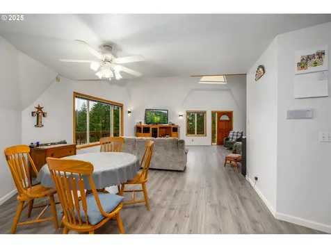 27442 Crow Road Eugene OR 97402