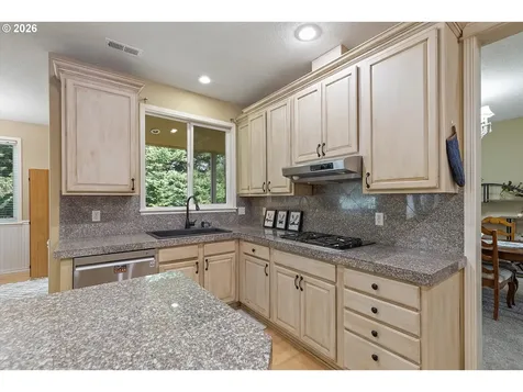 3316 NW 130th Circle Vancouver WA 98685