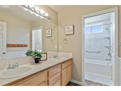 3316 NW 130th Circle Vancouver WA 98685