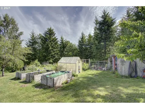 24800 NE W H Garner Road Yacolt WA 98675